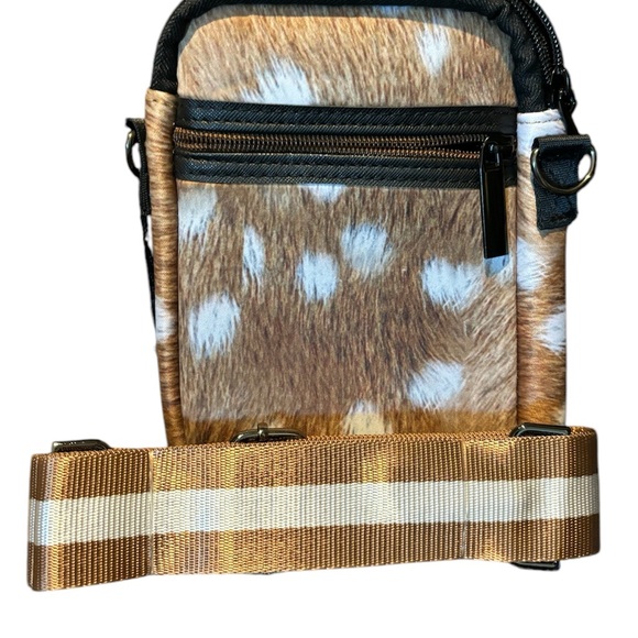 NWT-Casey Range fawn/deer print Neoprene Cellphone Bag - Picture 5 of 6